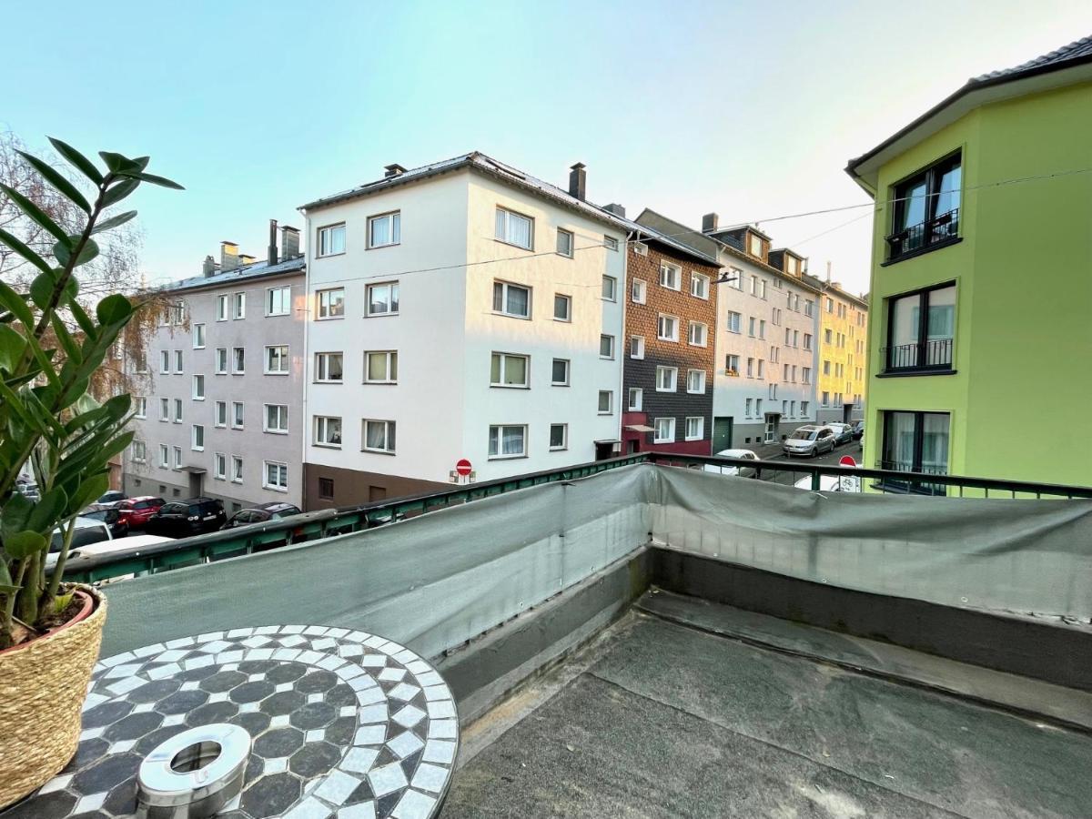 Downtown Apartment By Ninja Spaces - Kingsize-Bett, Kueche, Netflix, Terrasse Wuppertal Exterior foto